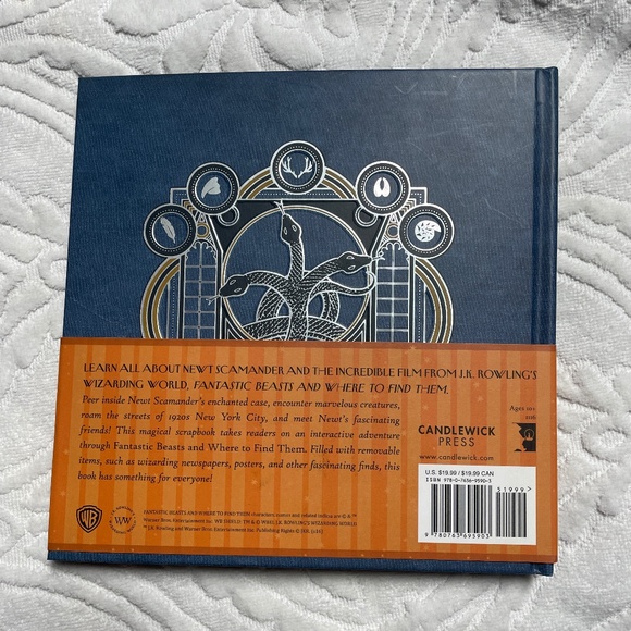 Fantastic Beasts interactive movie scrapbook - Picture 2 of 7